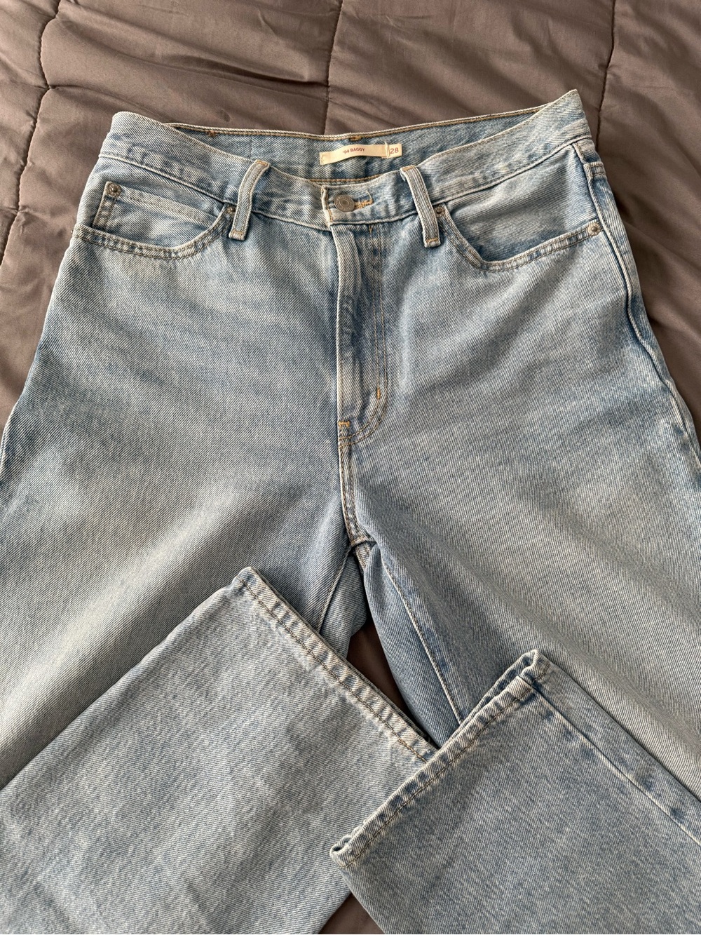 Levi's 94 baggy jeans